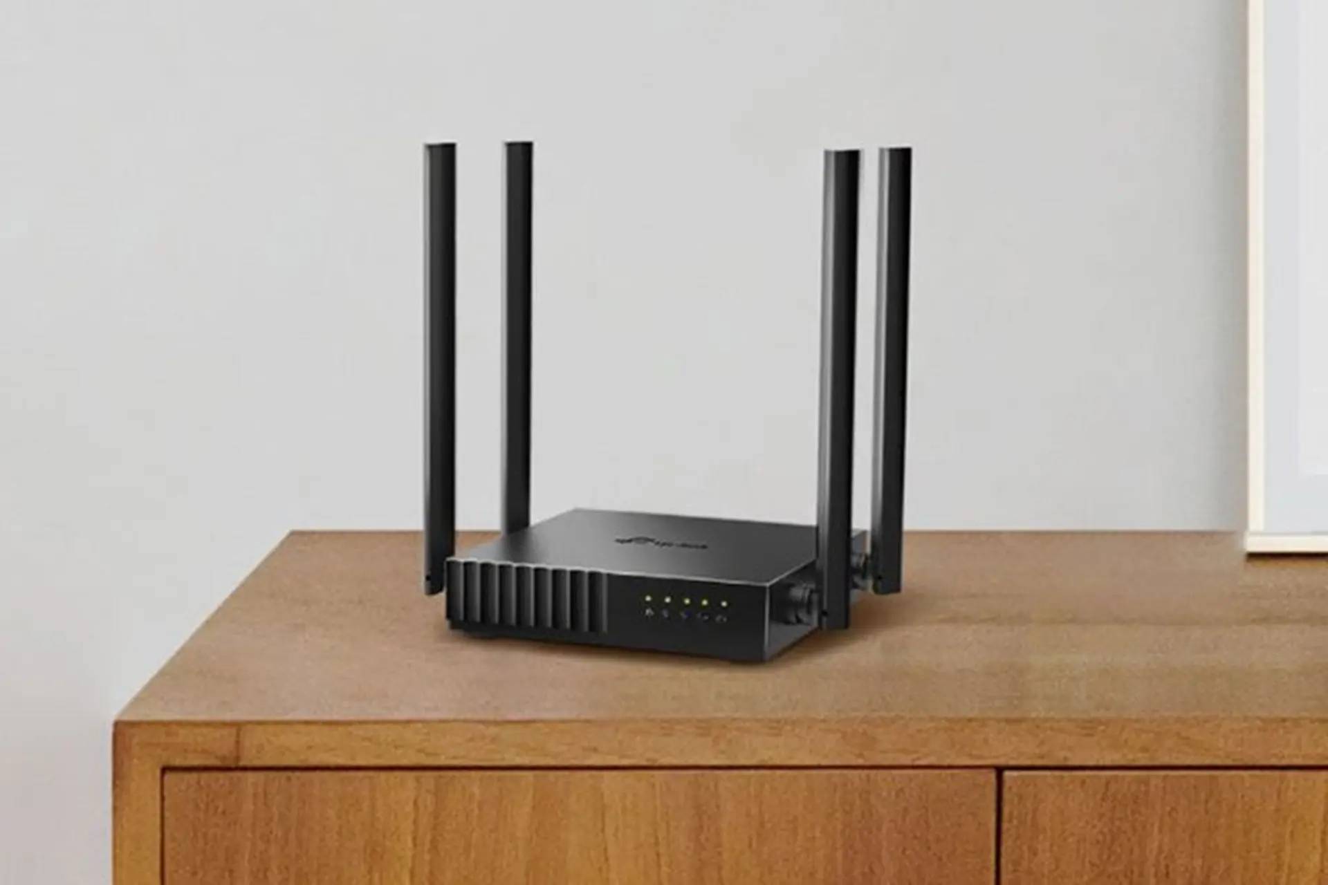 Router WiFi là thiết bị dùng để chia sẻ kết nối Internet cho nhiều thiết bị.